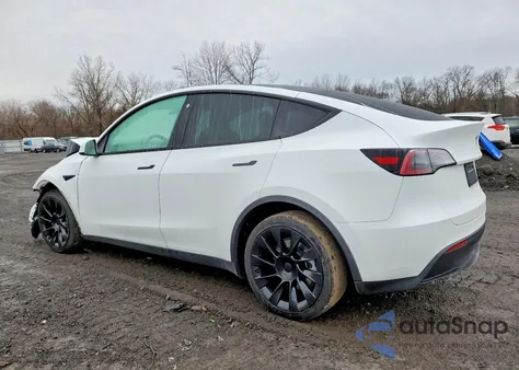 2022 Tesla Model Y from USA, damaged, VIN 7SAYGDEE5NF436347